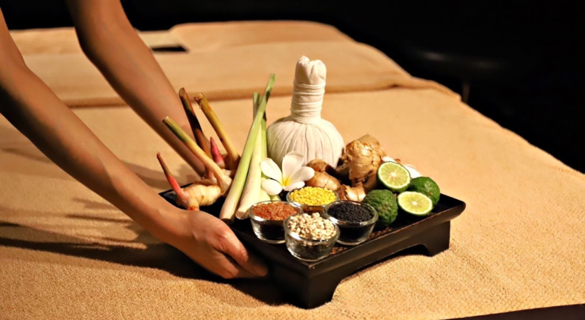 spa-cenvaree-4 spa cenvaree สมุนไพรประกอบการนวด